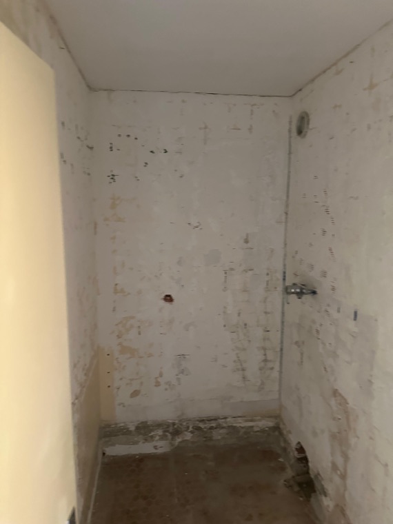 Douche avant travaux
